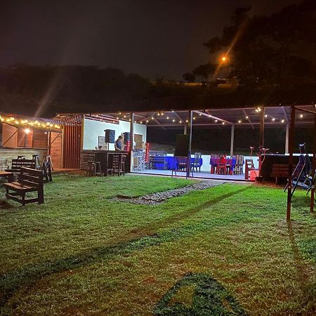 Quinta Bella Vista Aparthotel Cartago Luaran gambar
